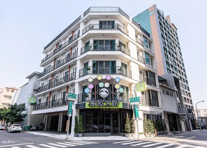 3 star hotel: Tree House